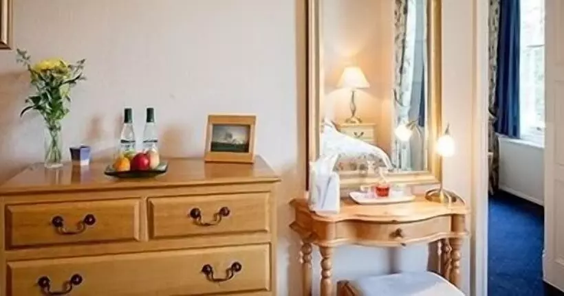 호텔 Overwater Hall