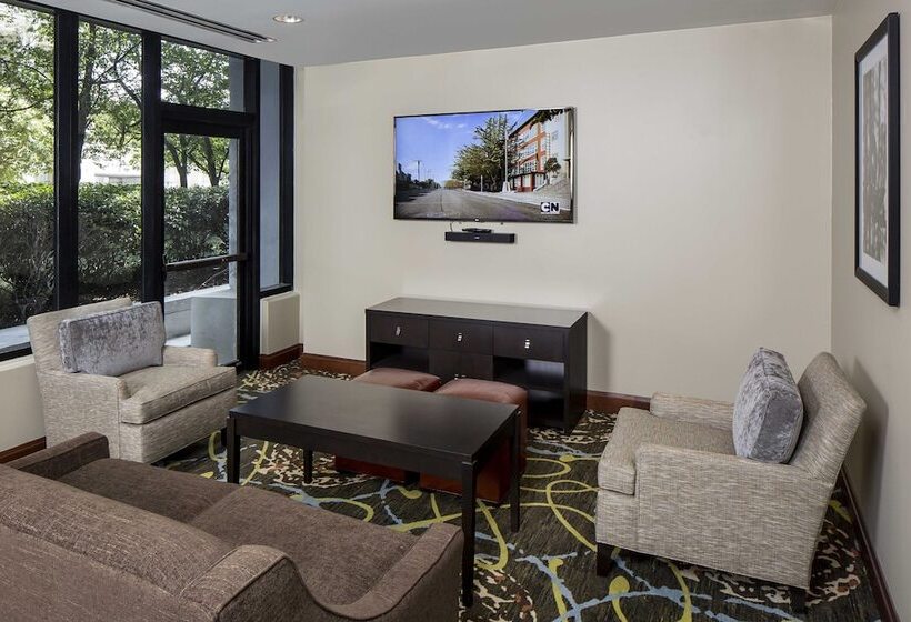 فندق Staybridge Suites Atlanta  Midtown, An Ihg