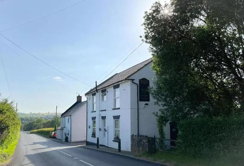 호텔 The Golden Fleece