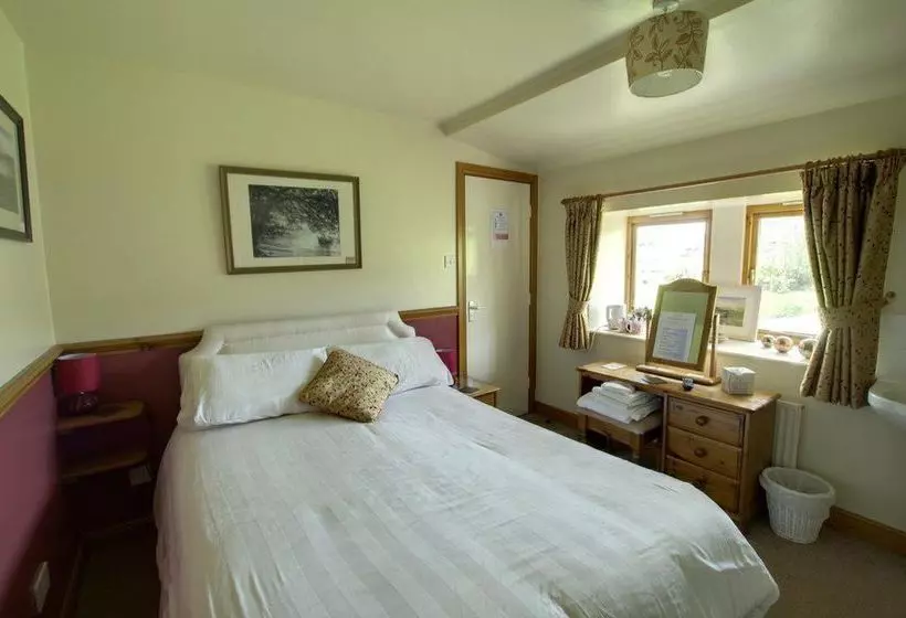 ホテル The Hare And Hounds Country Inn