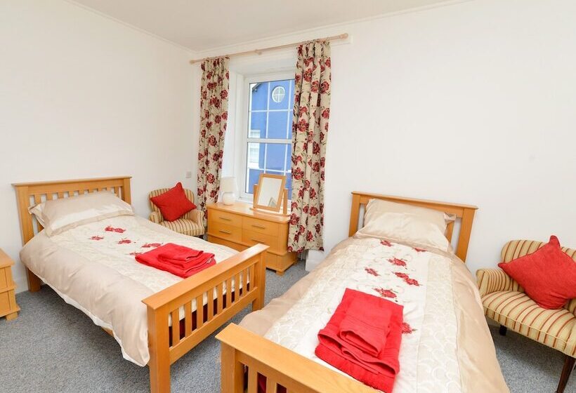 בית מלון כפרי The Old Inn