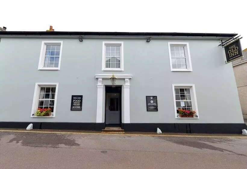 בית מלון כפרי The Old Inn