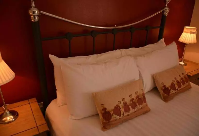 ホテル The Rose & Crown York