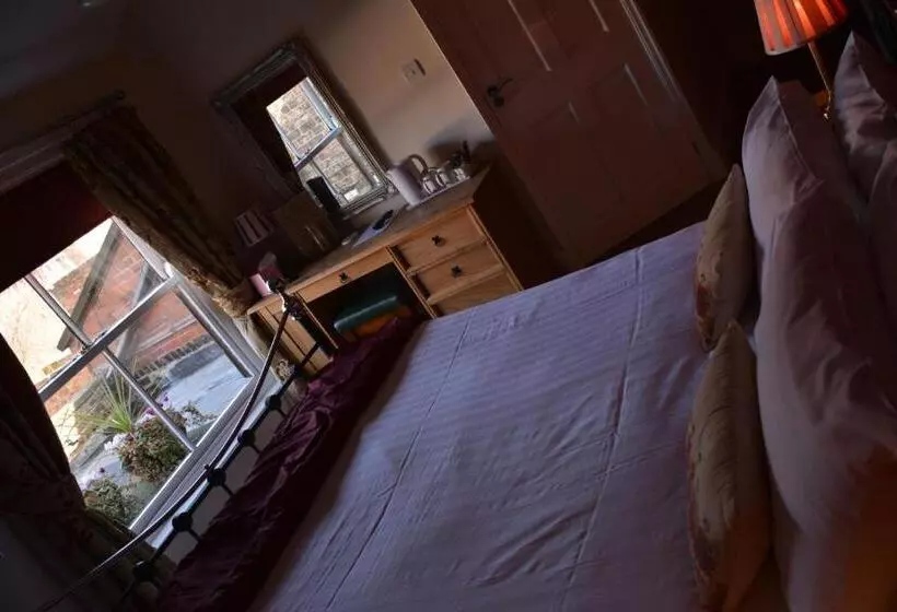 ホテル The Rose & Crown York