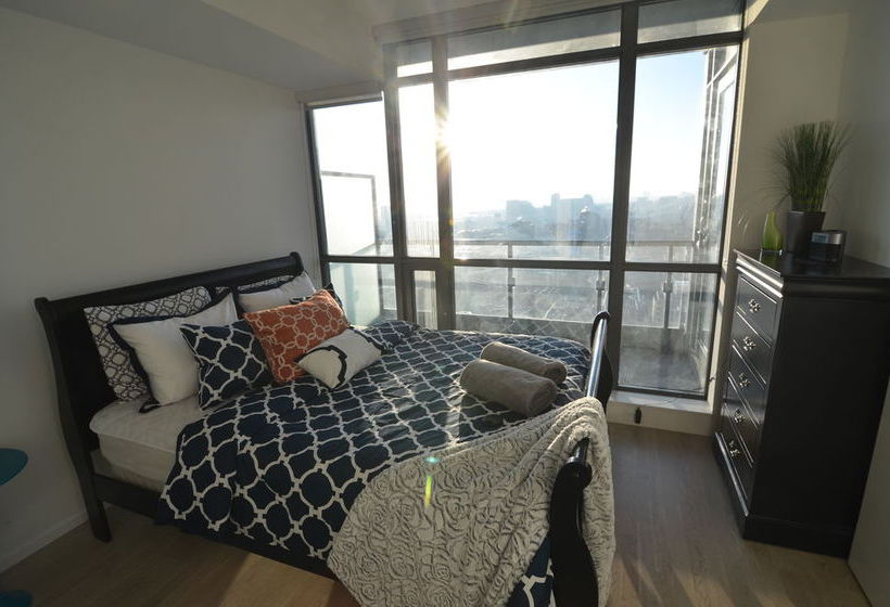 فندق Toronto Escape - The Diamond Suite