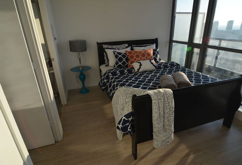 فندق Toronto Escape - The Diamond Suite