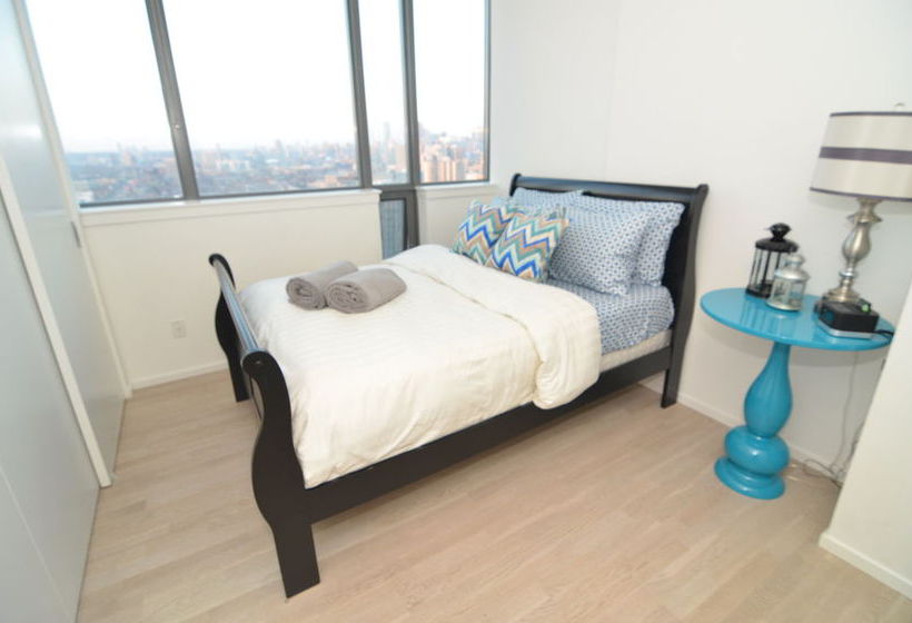 فندق Toronto Escape - The Diamond Suite