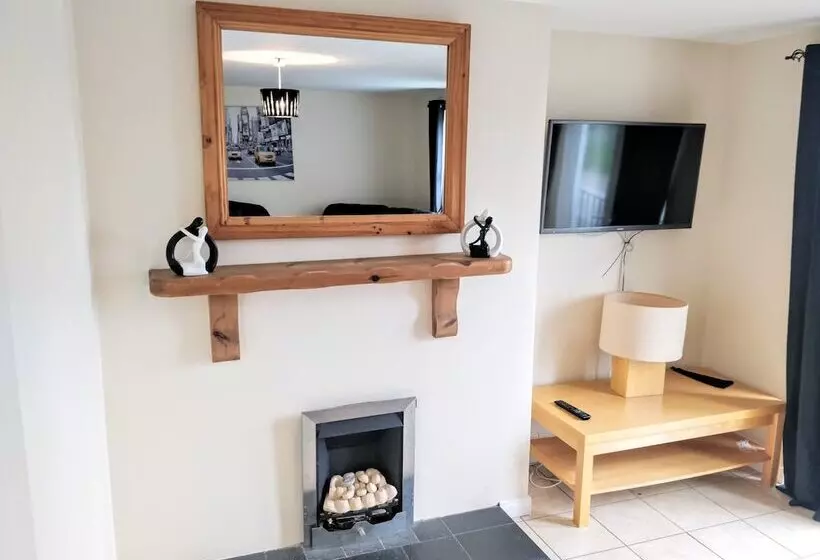 Millie And Charley S Apartments