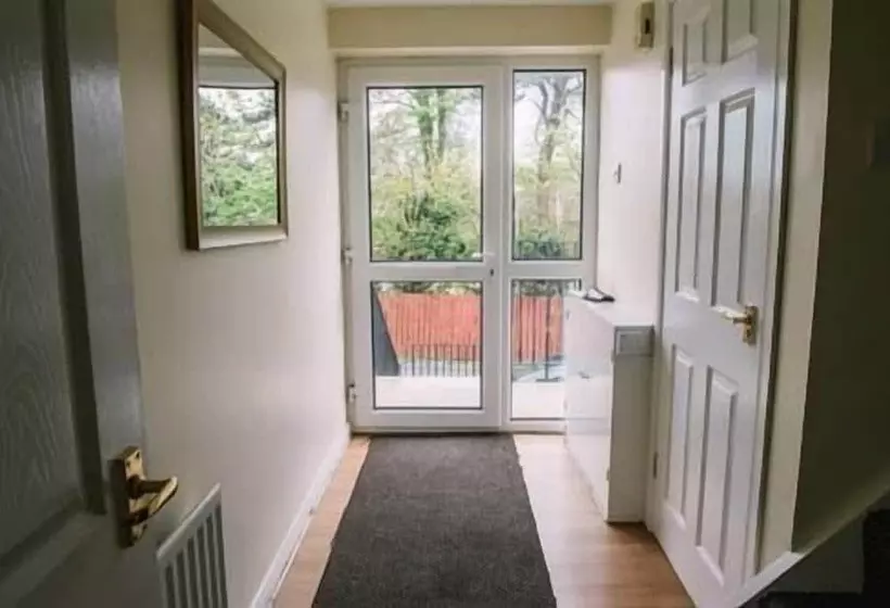 Millie And Charley S Apartments