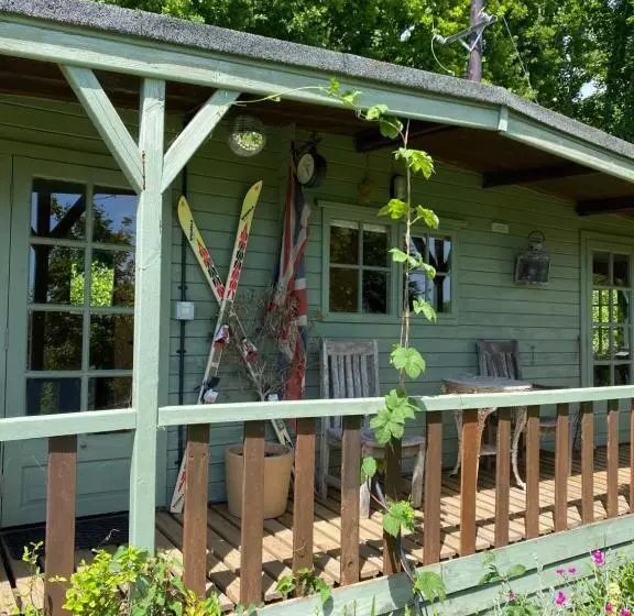 膳宿费 The Lodge On The Marsh