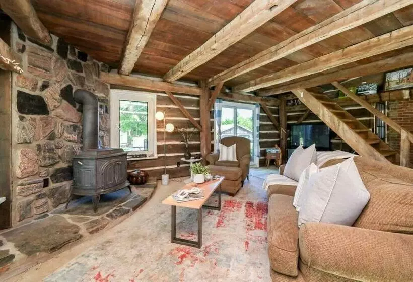 Majatalo A Charming, Rustic 150 Year Old Carriage House