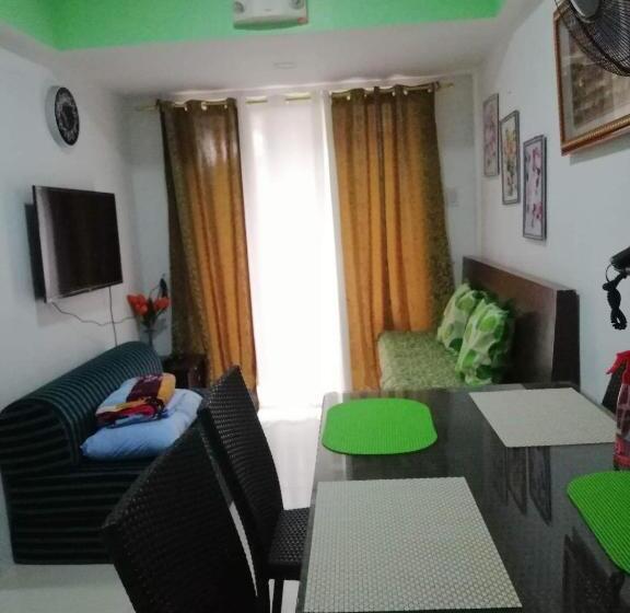 Condominium Ec Accommodation