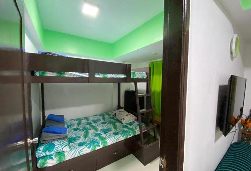 Condominium Ec Accommodation