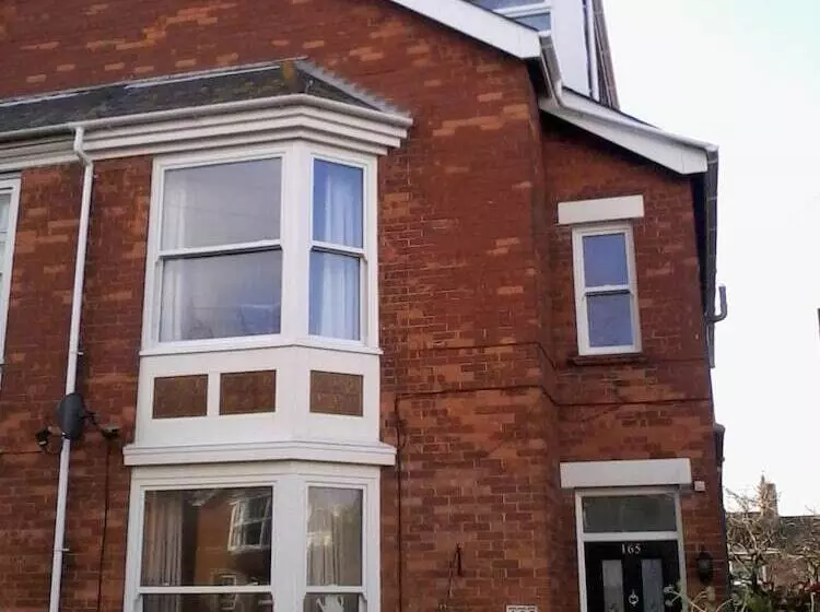 Barnes S Rest Bed & Breakfast & Caravan