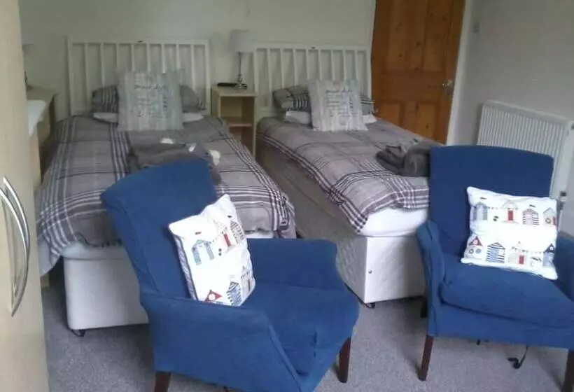 Barnes S Rest Bed & Breakfast & Caravan