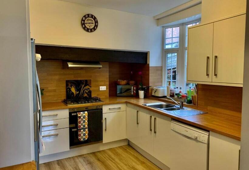 مبيت وإفطار Jasmine House