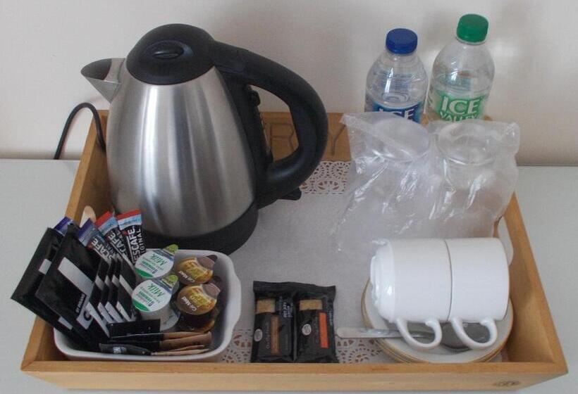 مبيت وإفطار Penarth Guest House