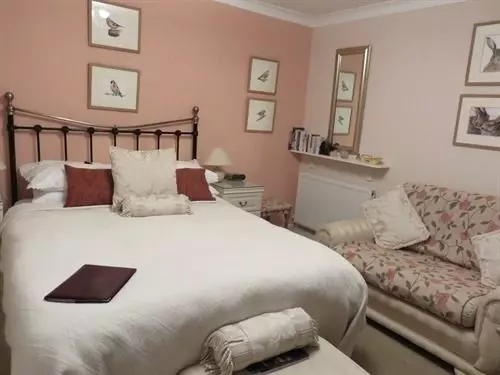 Drinkstone Park Bed & Breakfast And Gardens