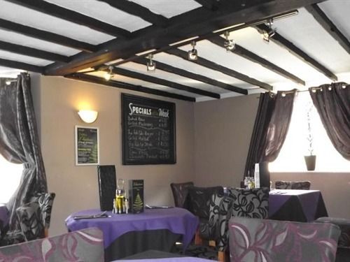 فندق Plough & Harrow