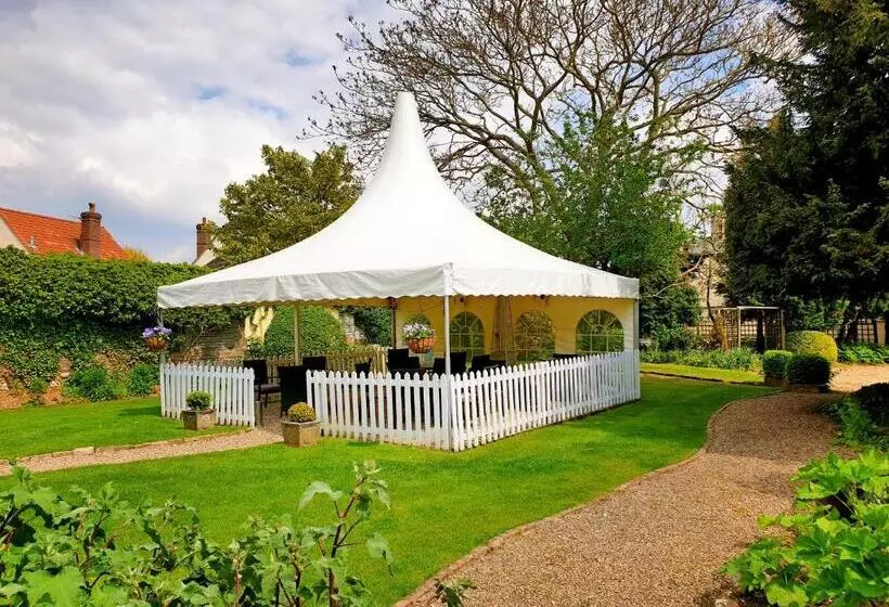 ホテル The Crown House Inn