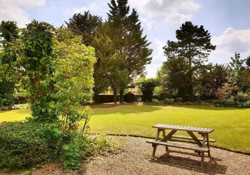 ホテル The Crown House Inn