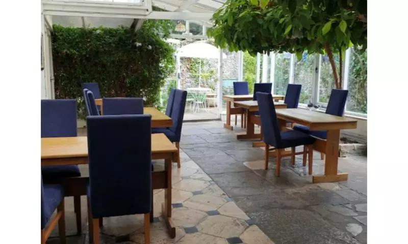 ホテル The Crown House Inn