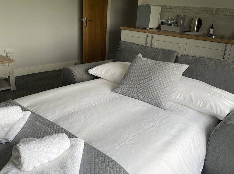 בית מלון כפרי The Kings Arms