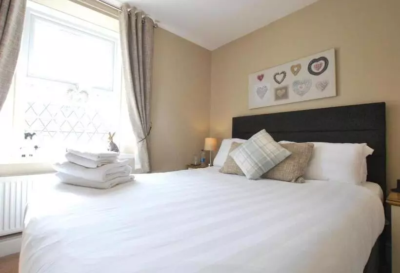 酒店 The Punchbowl