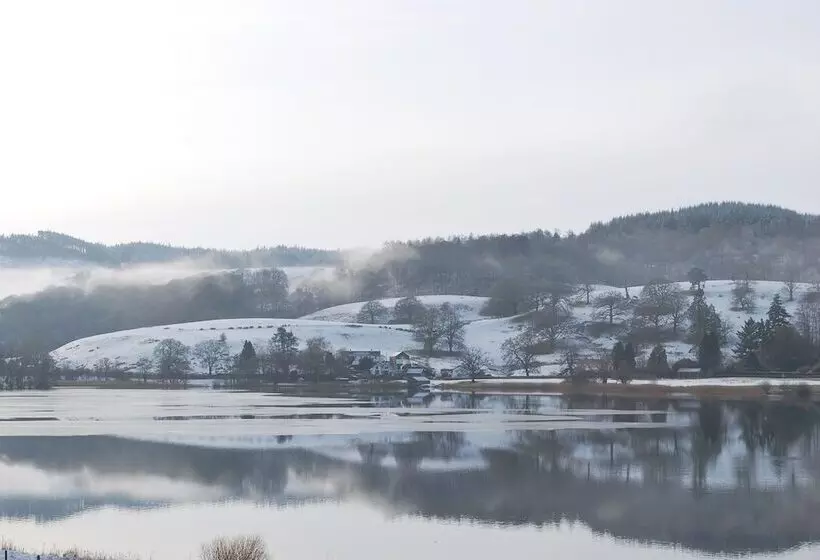 酒店 The Punchbowl