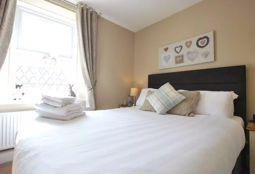 酒店 The Punchbowl