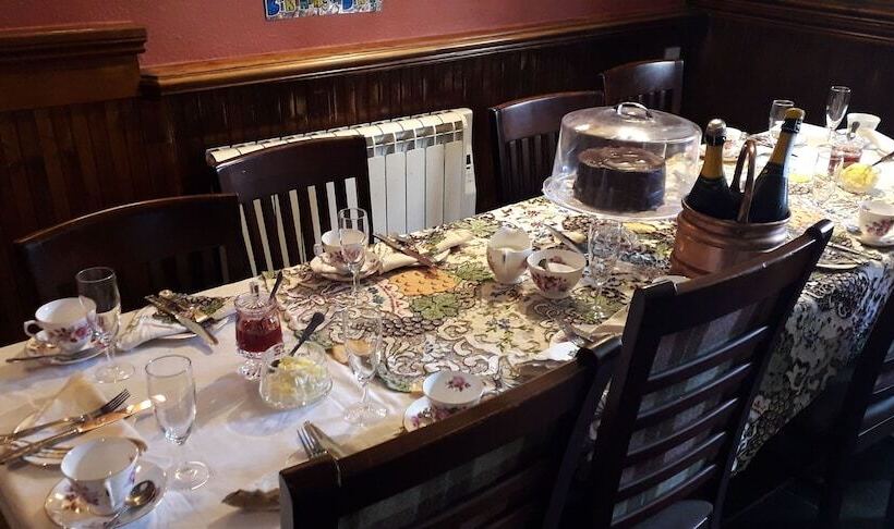 בית מלון כפרי The Star Inn