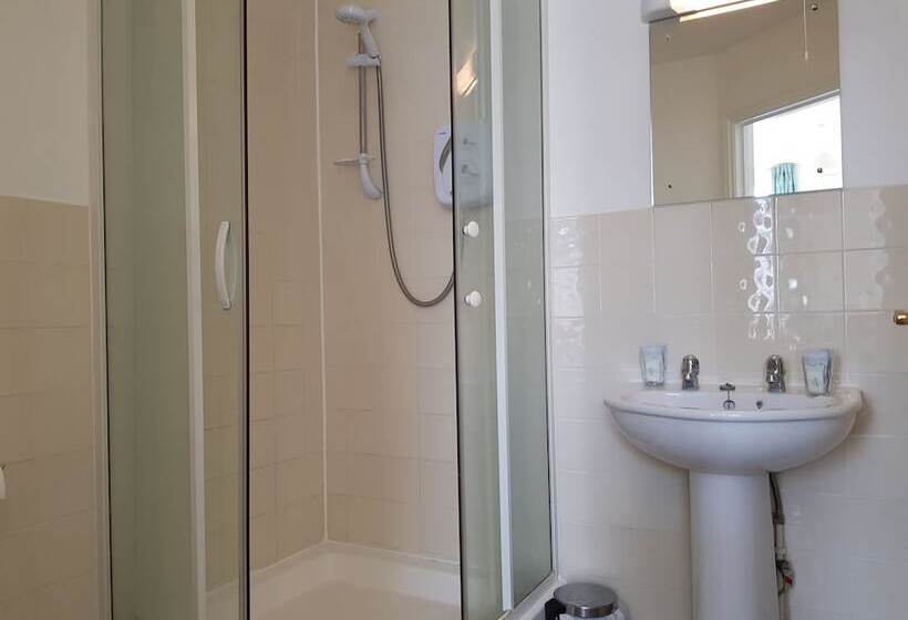 בית מלון כפרי The Westgate