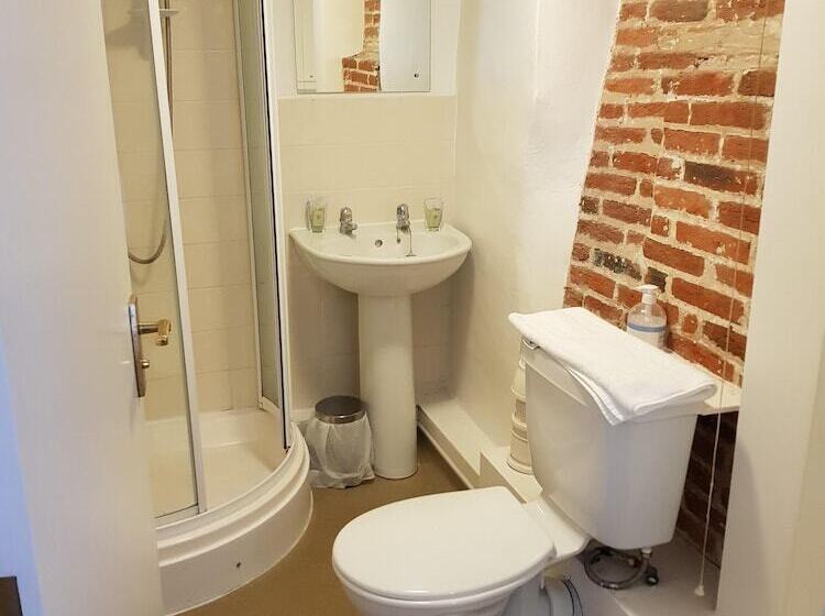 בית מלון כפרי The Westgate