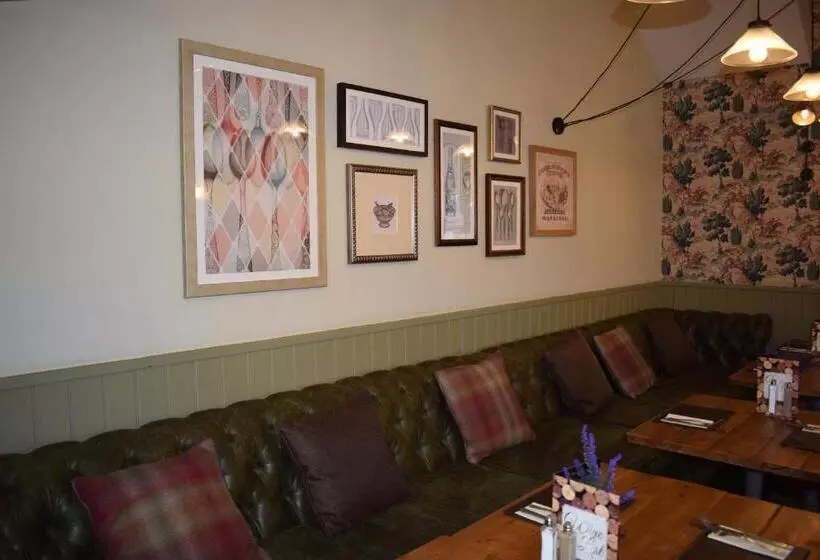 Hotel Woolpack Pub & Kitchen