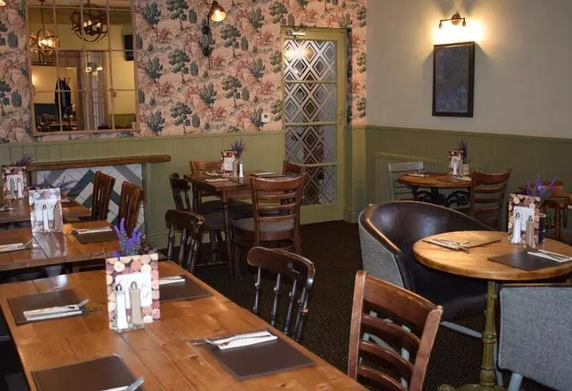 Hotel Woolpack Pub & Kitchen