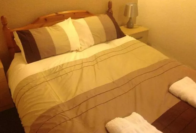 Majatalo San Diego Guest House   Near Pleasure Beach