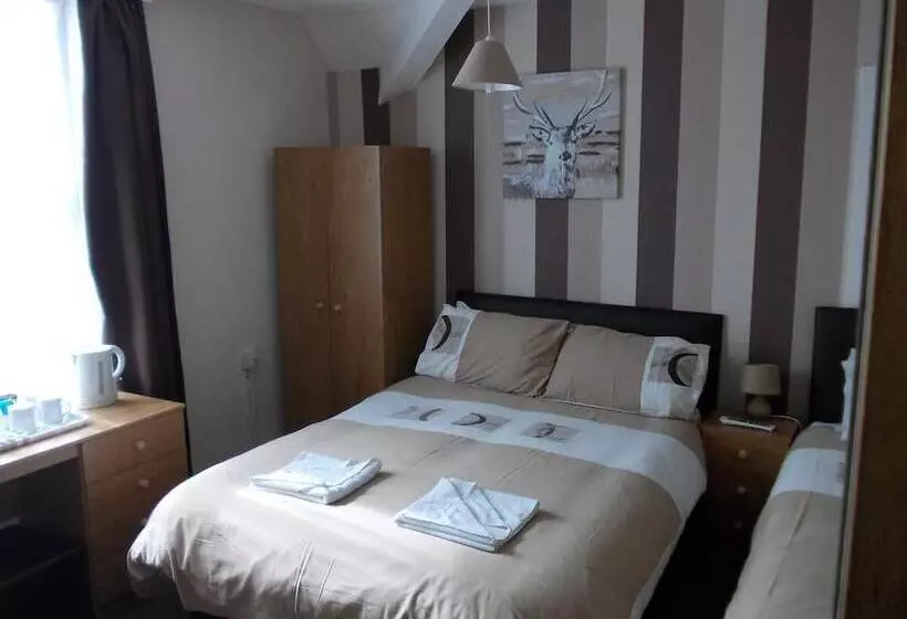 Majatalo San Diego Guest House   Near Pleasure Beach