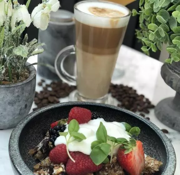 Пансион The Cottage