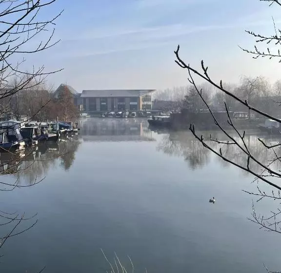 Пансион The Cottage