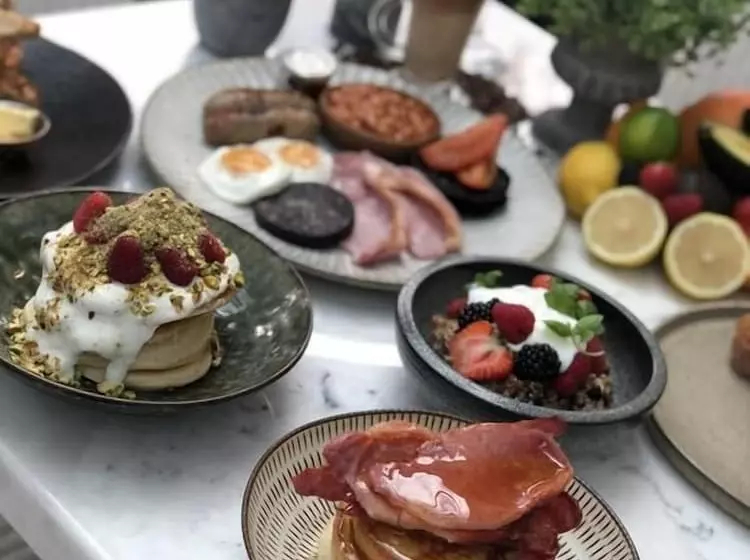 Пансион The Cottage