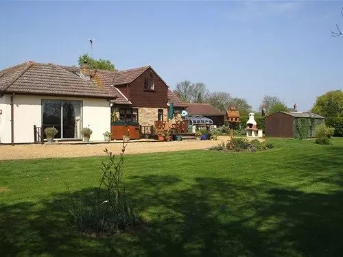 Shire Lodge B&b