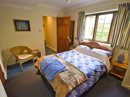 Shire Lodge B&b