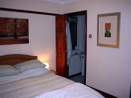 Shire Lodge B&b