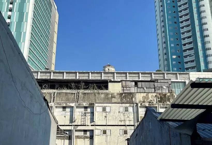 The Packer Lodge Hostel