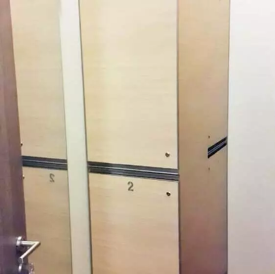 The Packer Lodge Hostel