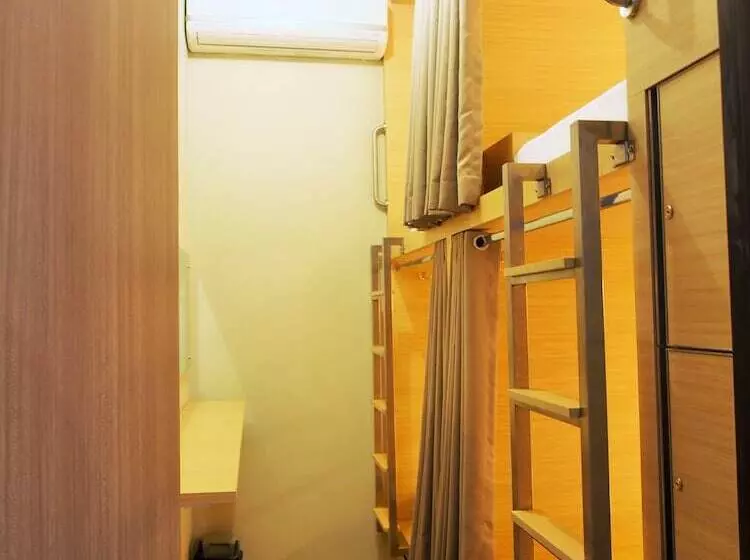 The Packer Lodge Hostel