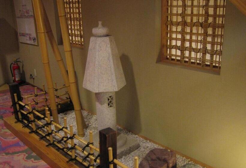 Yudanaka Tawaraya Ryokan