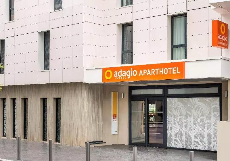 Aparthotel Adagio Access Colombes La Défense