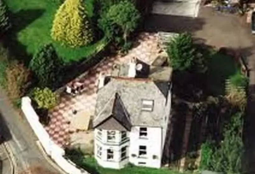 Drakewalls Bed And Breakfast