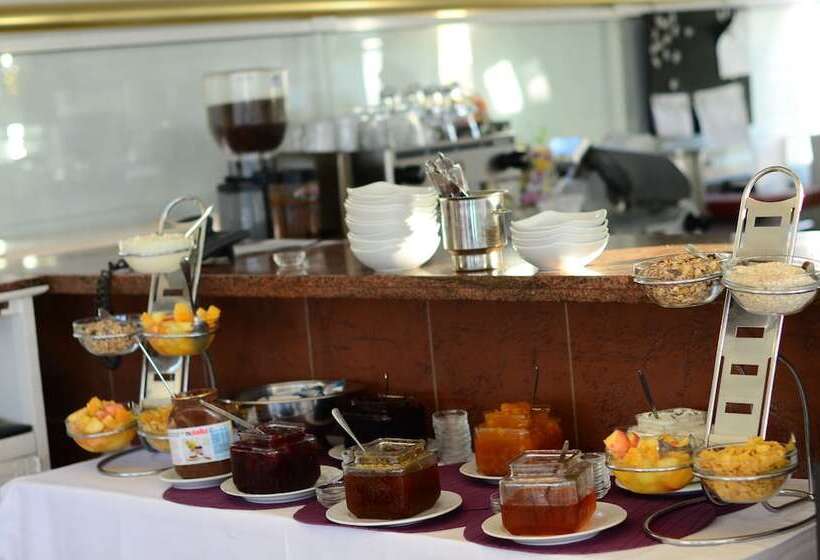 호텔 Atlantic Beach Club